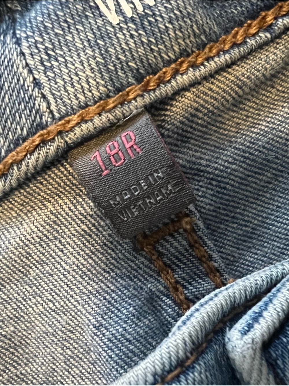 1970’s Vibe Light Wash Boho Gypsy Jeans Raw Hem - Picture 6 of 15